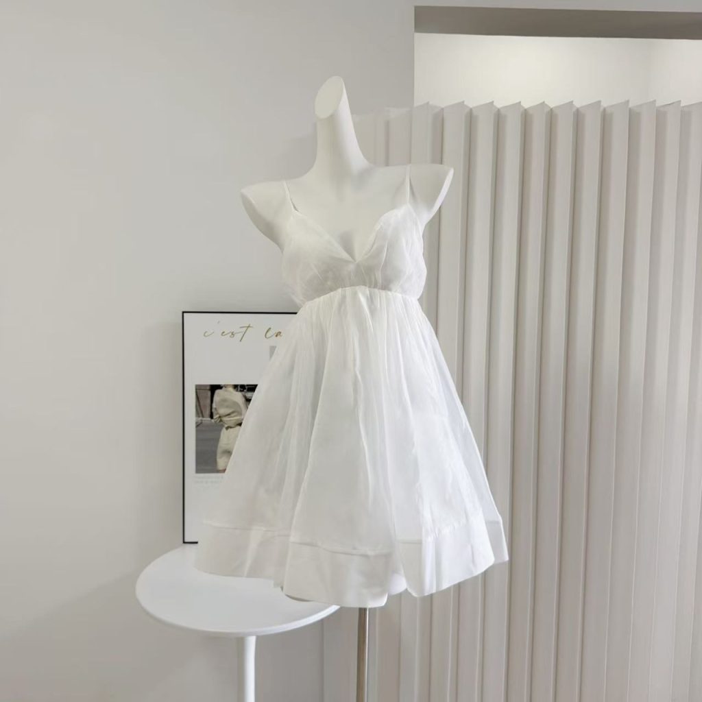 6/8 bewithRosey White Gardenia Miss Organza Pure White Cami Dress with Wool Cardigan