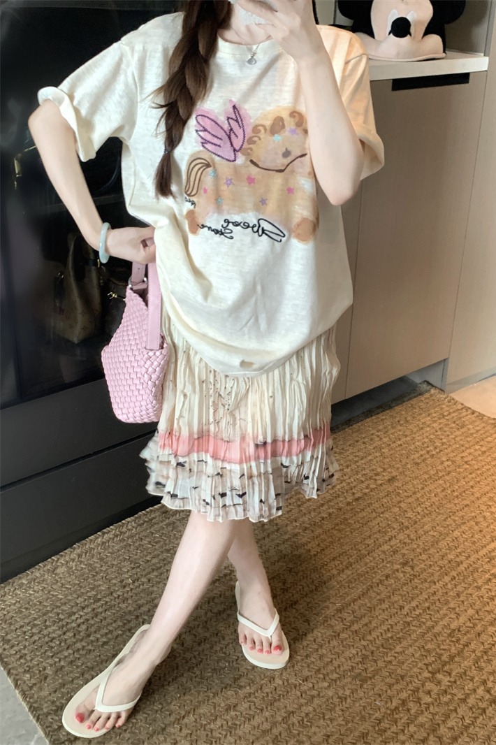 Casual Versatile Pegasus Print T-Shirt and Pleated Skirt Two-Piece Set for Women - Style c8379e - Image 5