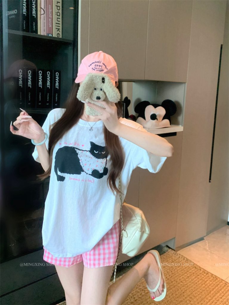 Women's Cat Print Round Neck T-Shirt and Plaid Shorts Two-Piece Set Summer