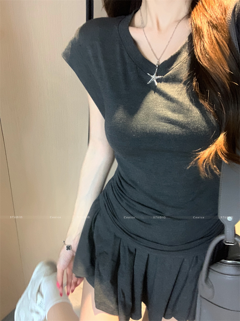 Korean Casual Two-Piece Set Women Summer V-Neck Short Sleeve Pleated Skirt - Image 4